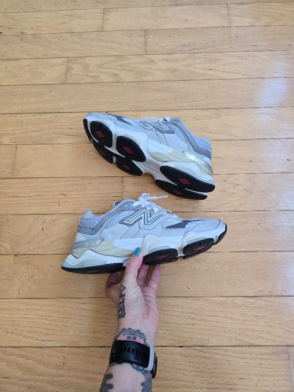 New Balance | 9060 Grey Rain Cloud Sporty Chunky Suede Mesh Sneakers | WMS 8.5